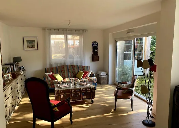 Maison Au Calme Centre Ferienhaus